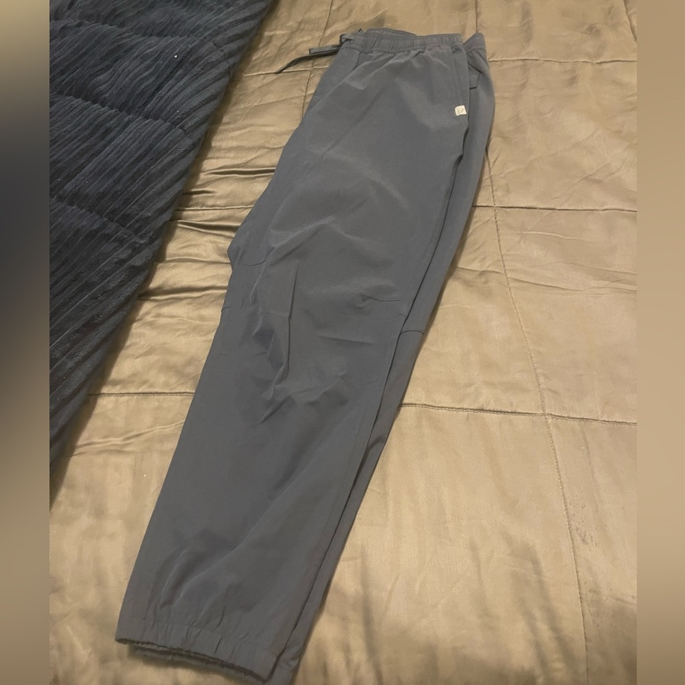 Men’s LL Bean Multi sport Joggers. NWT